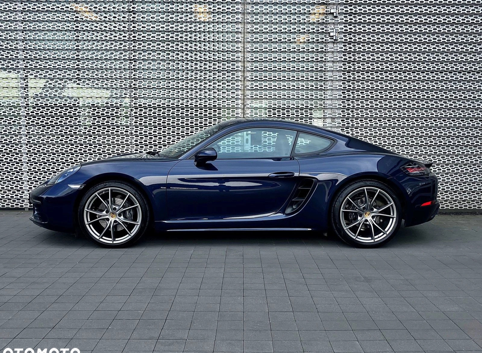 Porsche 718 Cayman cena 289000 przebieg: 25656, rok produkcji 2019 z Jarocin małe 667